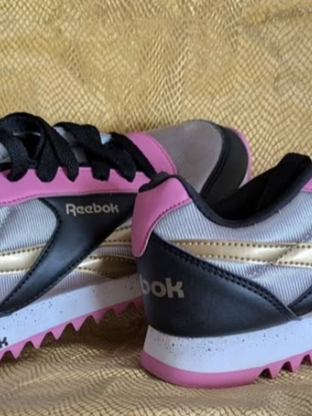Reebok Set - Picture 3 of 11
